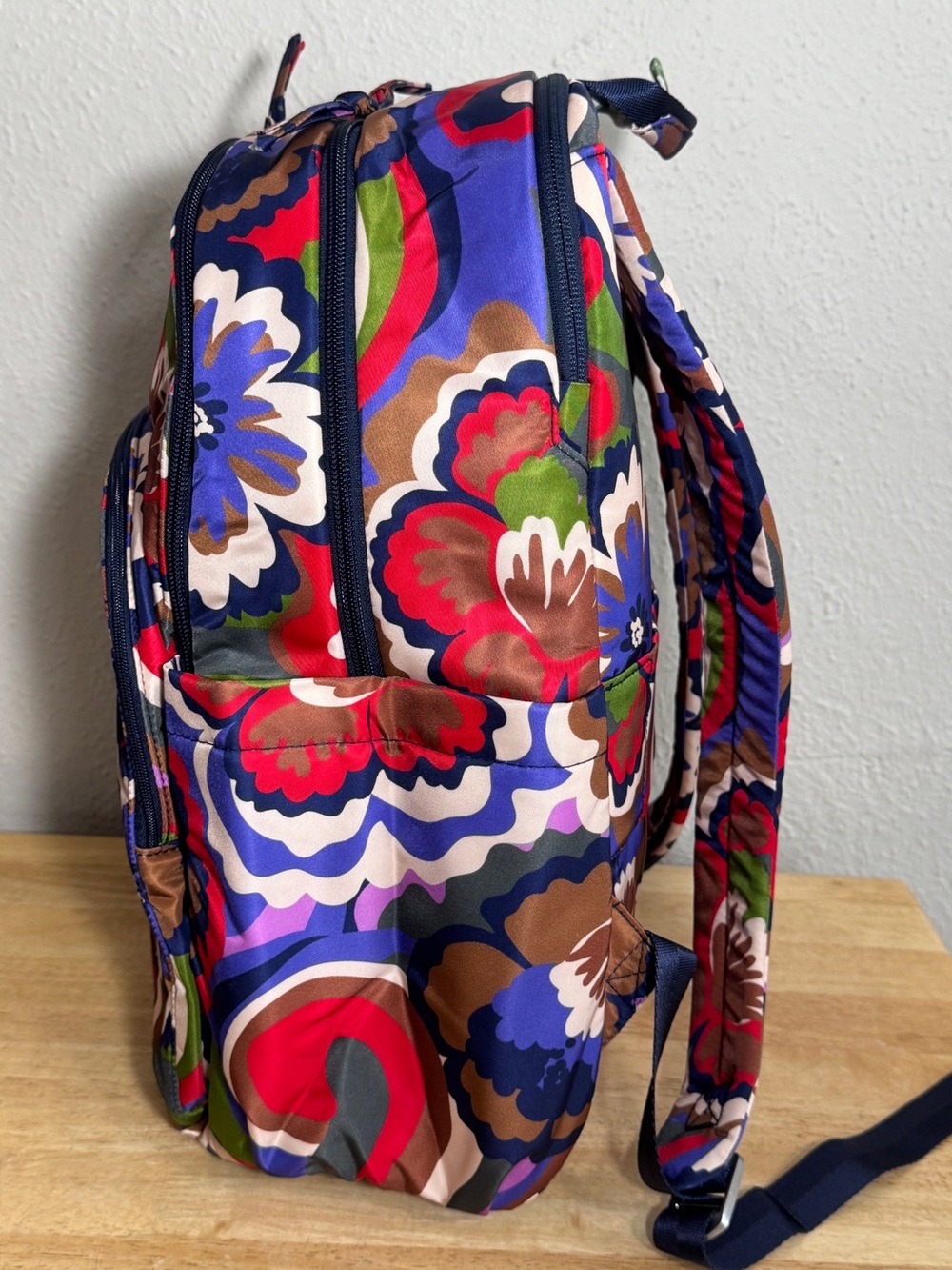 Vea Bradley Large Bancroft Backpack Nylon Bossanova Bold NWT - Picture 14 of 14